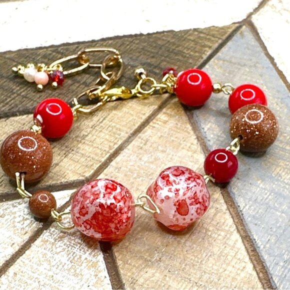 CHUNKY GOLD CHARMS ADORNED BRACELET - Picture 3 of 3